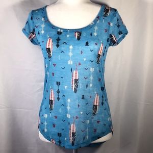 Red White & Blue Feathers & Arrows Tee